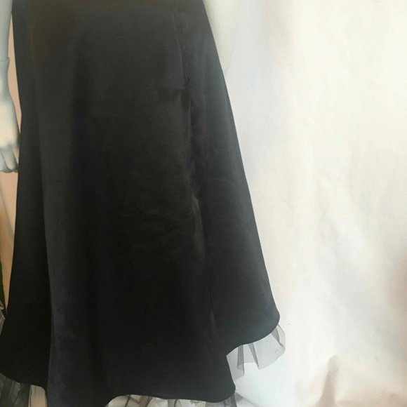 Soprano Skirt - Picture 3 of 9